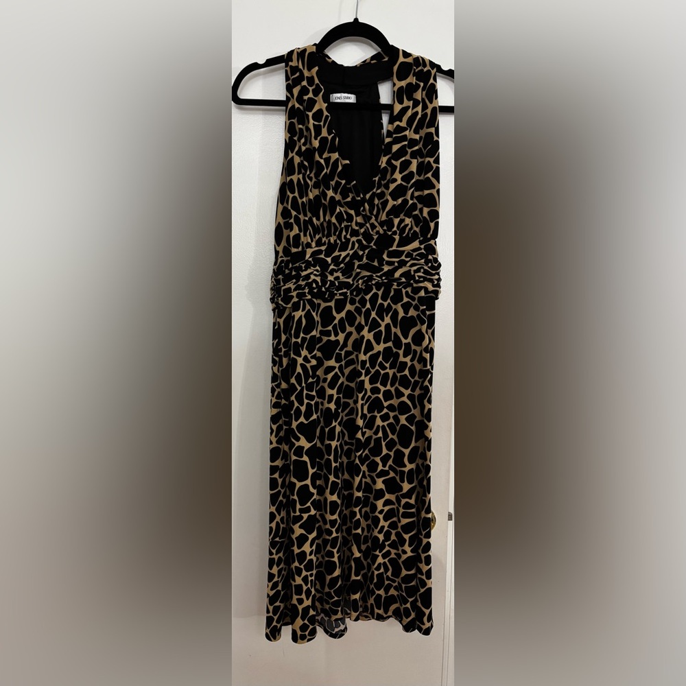 Jones Studio Black and Tan Maxi Dress